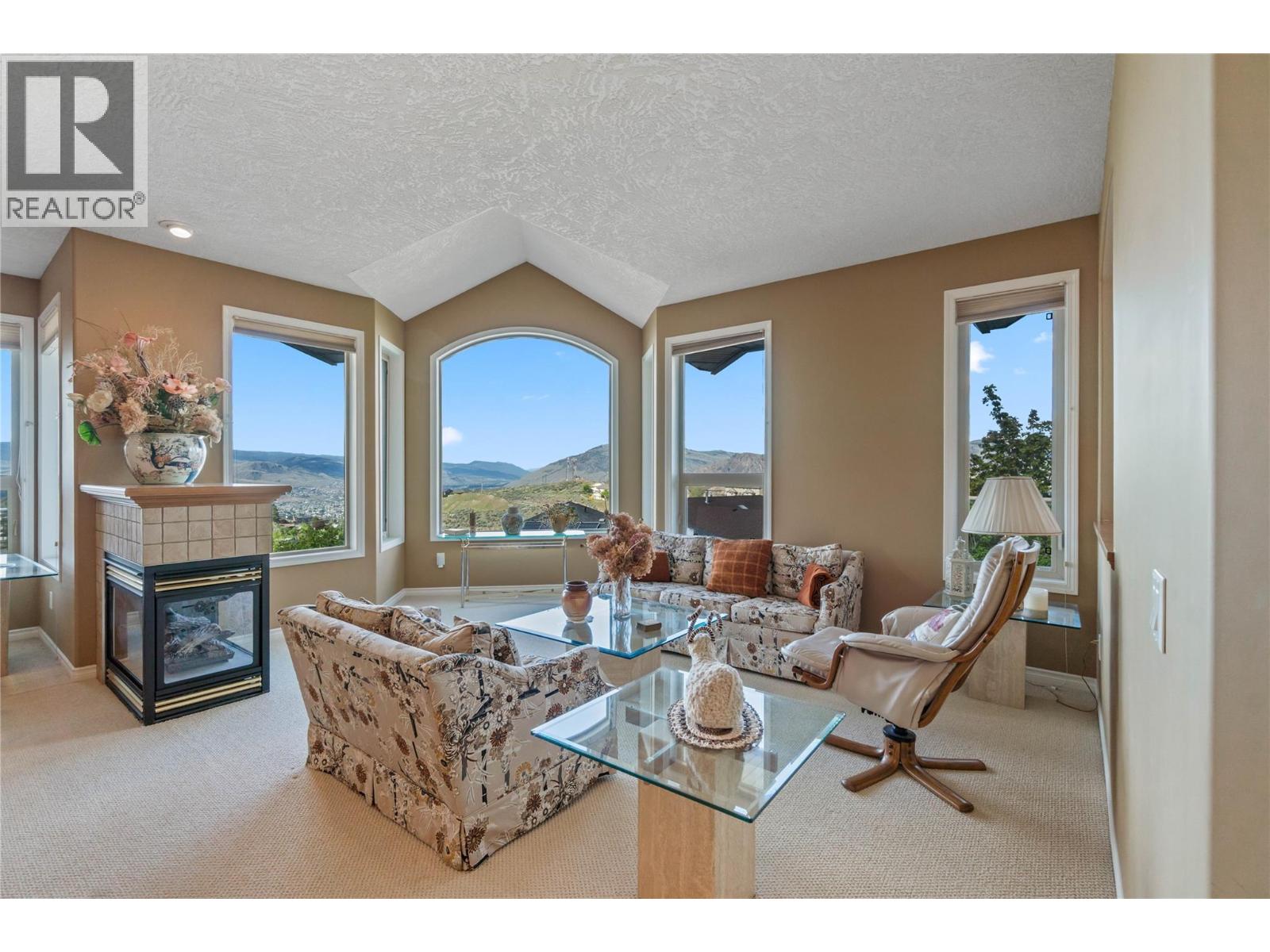 1893 Mckinley Court, Kamloops, British Columbia  V2E 2L9 - Photo 4 - 10380979