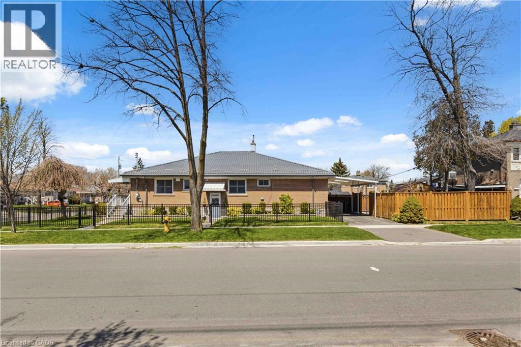 1 Birkdale Road, Toronto, Ontario  M1P 3R2 - Photo 2 - 40824437