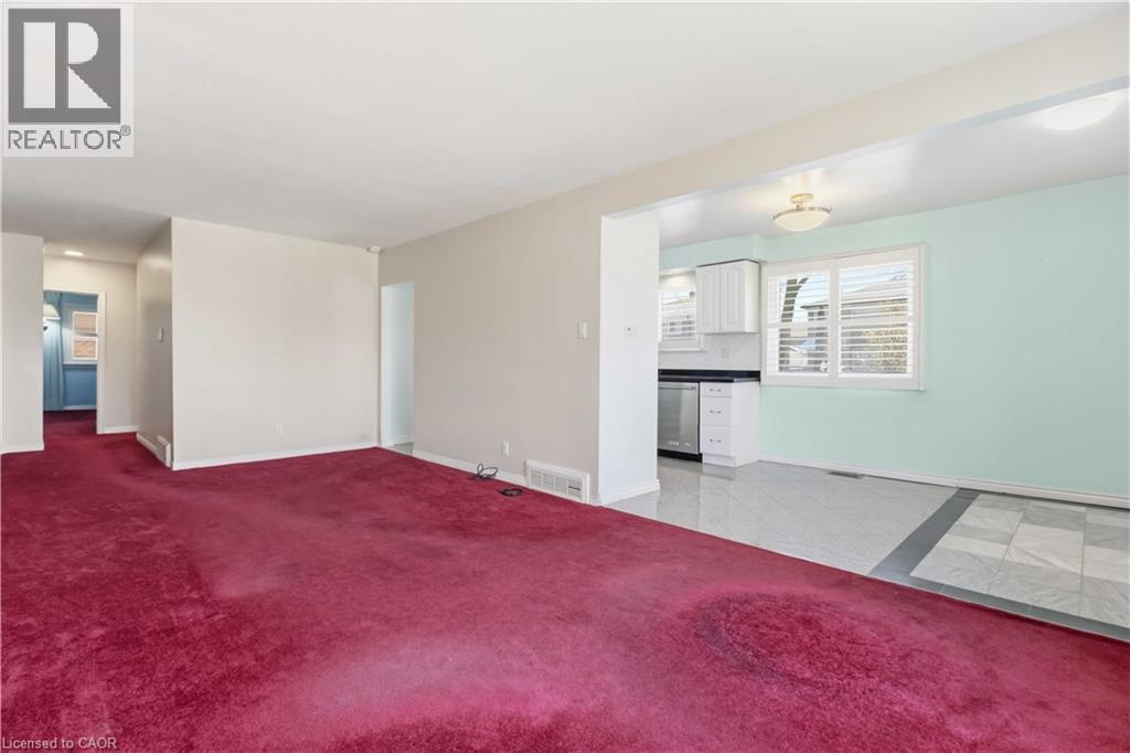 1 Birkdale Road, Toronto, Ontario  M1P 3R2 - Photo 5 - 40824437