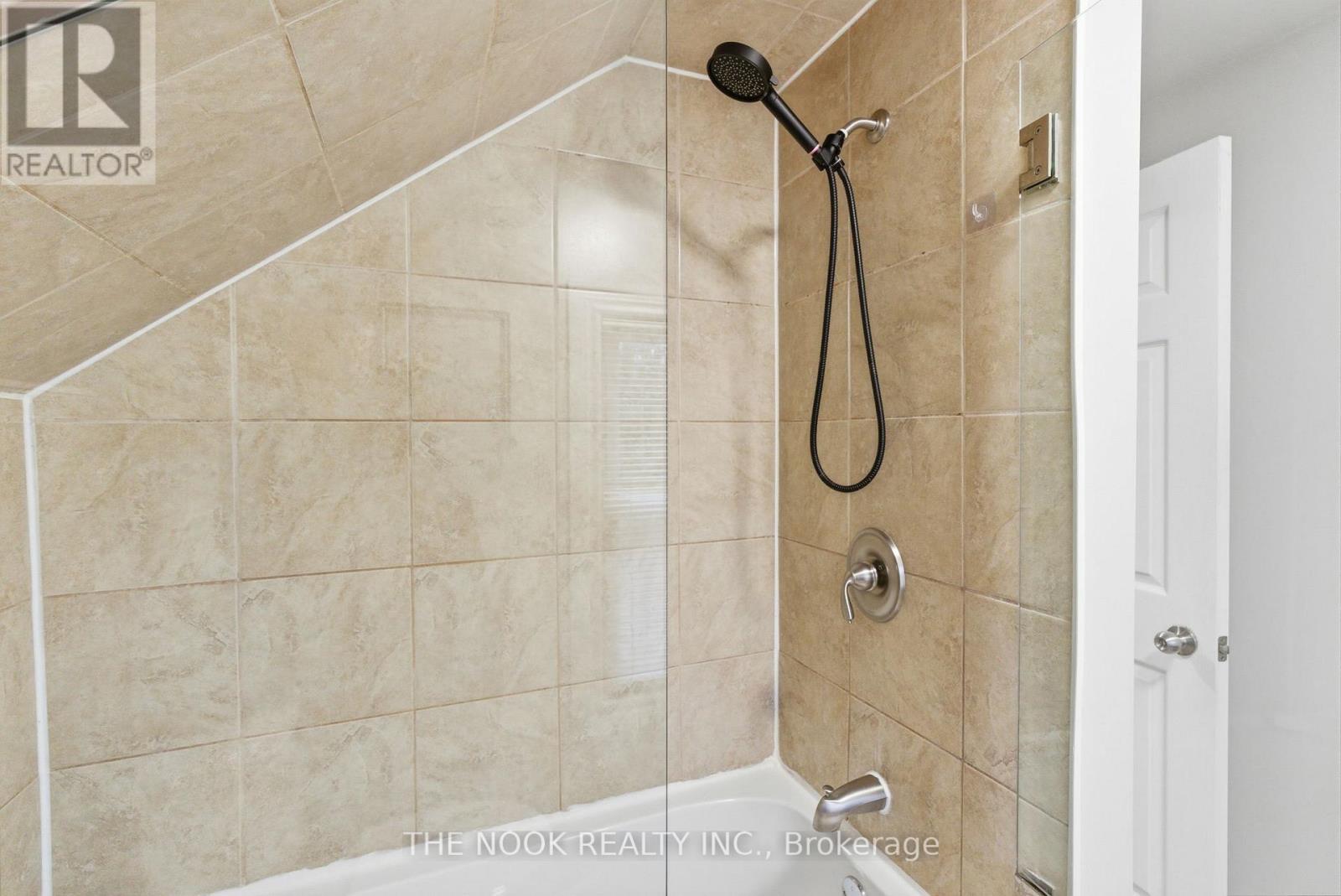 115 Banting Avenue, Oshawa, Ontario  L1H 2M5 - Photo 40 - E13085082