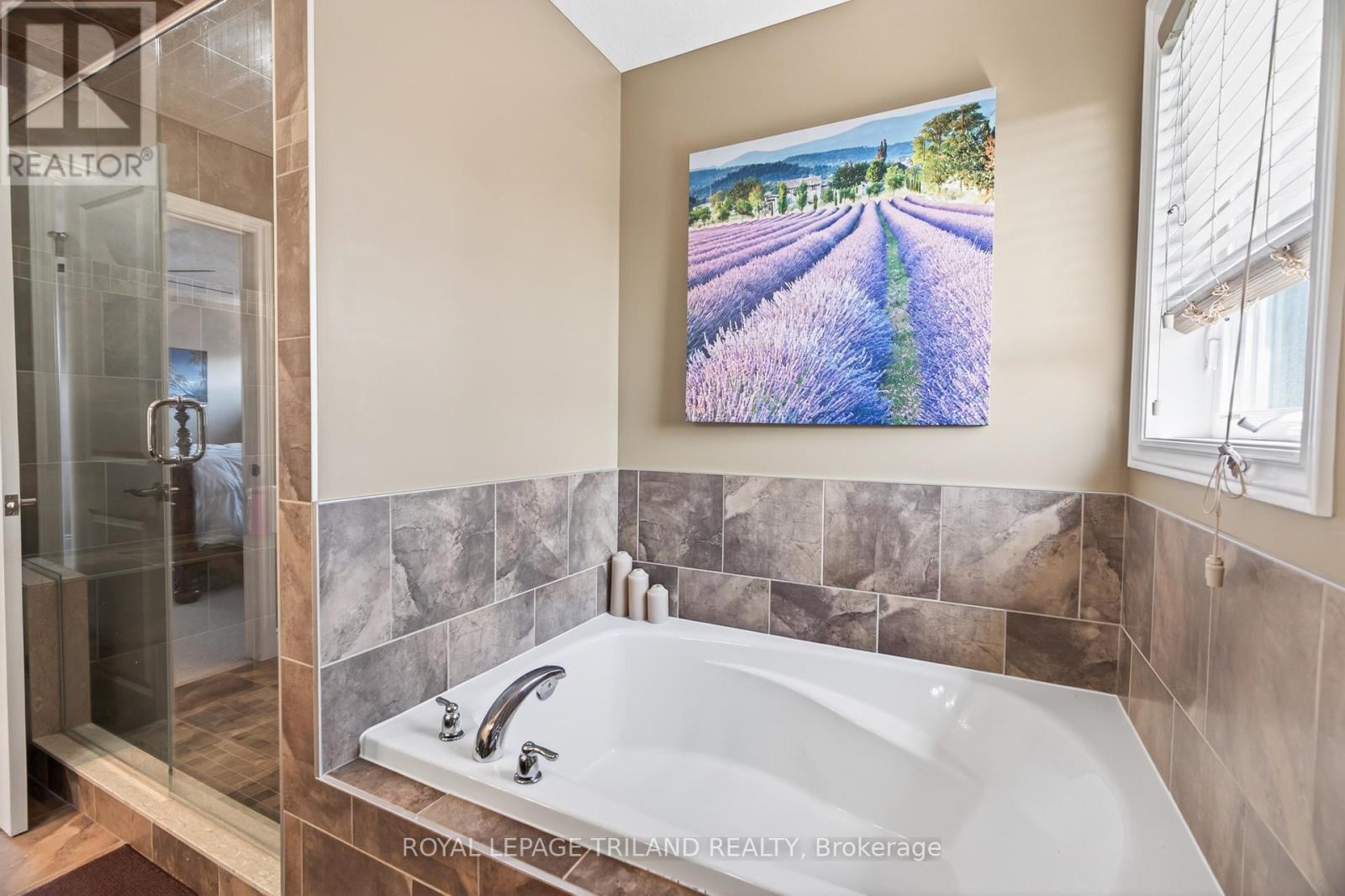 40 Fieldstone Crescent, Middlesex Centre, Ontario  N0L 1R0 - Photo 32 - X13084894