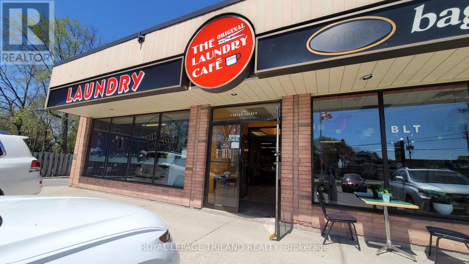590 Oxford Street E, London North, Ontario  N5Y 3J1 - Photo 2 - X13084976