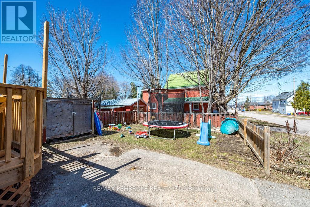 503 Miller Street, Pembroke, Ontario  K8A 5Z7 - Photo 5 - X13018324