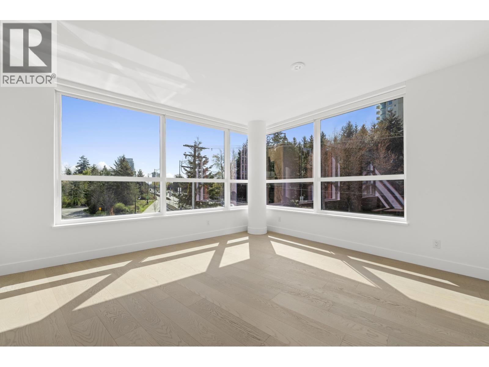 305 423 6th Street, West Vancouver, British Columbia  V7T 0A1 - Photo 14 - R3119236