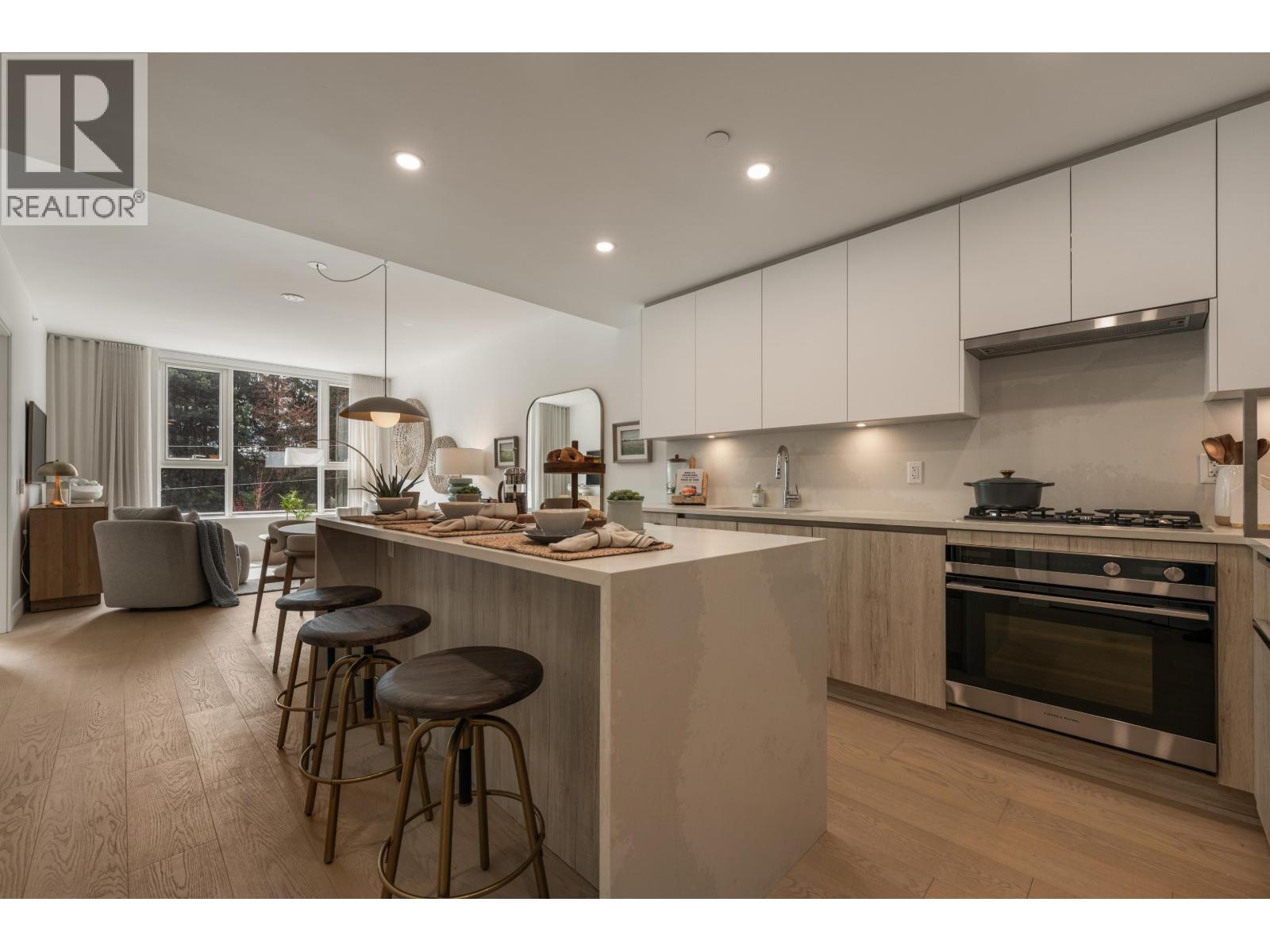 307 423 6th Street, West Vancouver, British Columbia  V7T 0A1 - Photo 21 - R3119235