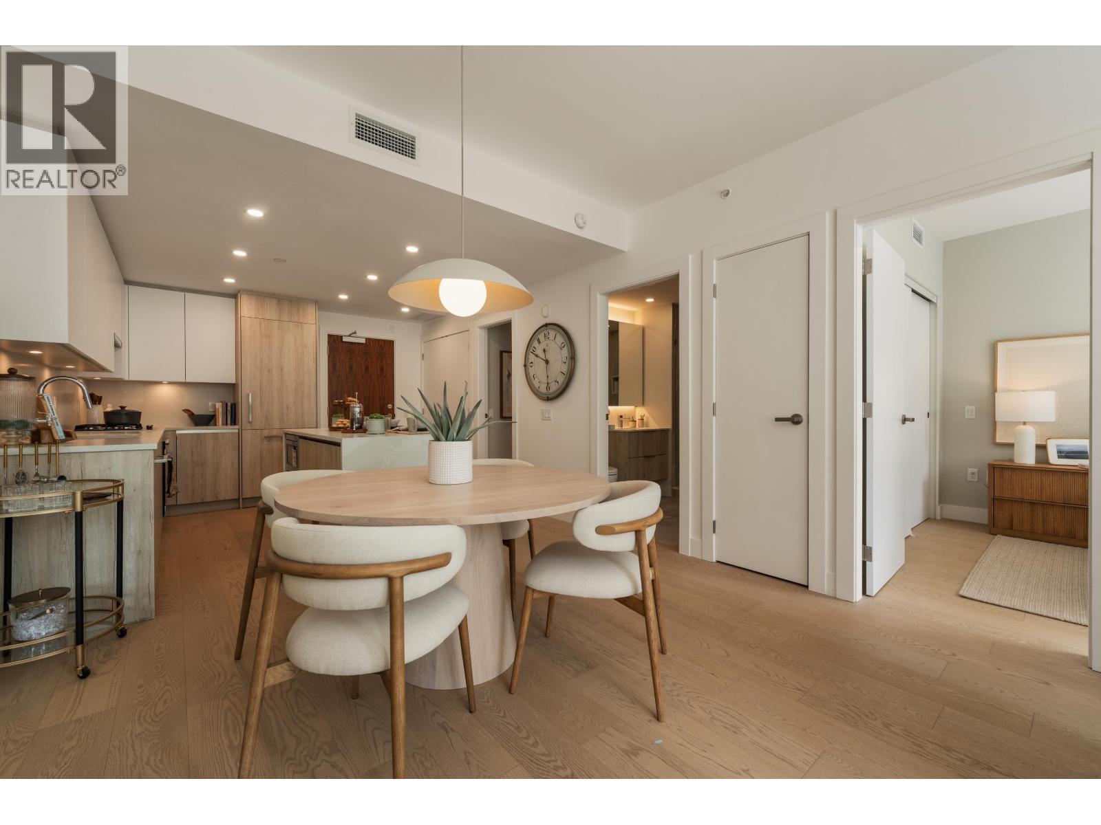 307 423 6th Street, West Vancouver, British Columbia  V7T 0A1 - Photo 17 - R3119235