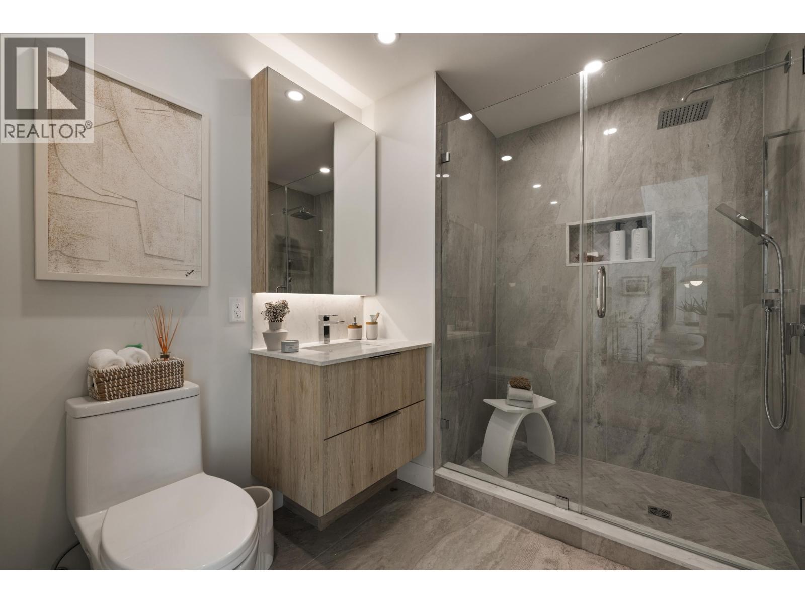 307 423 6th Street, West Vancouver, British Columbia  V7T 0A1 - Photo 34 - R3119235