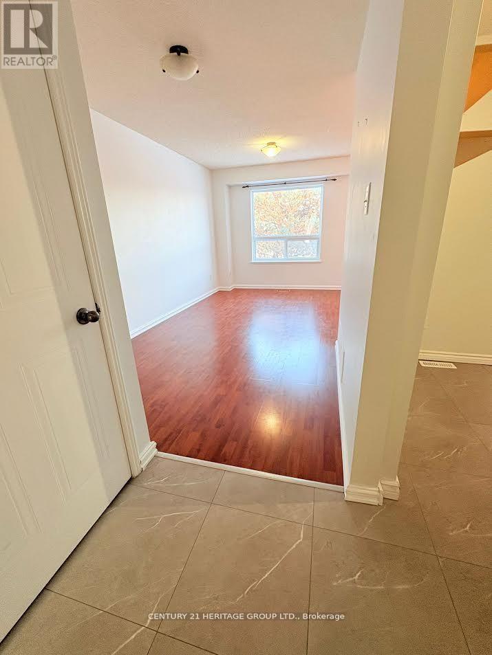 607 Gibney Crescent, Newmarket, Ontario  L3X 1Y3 - Photo 15 - N13083894