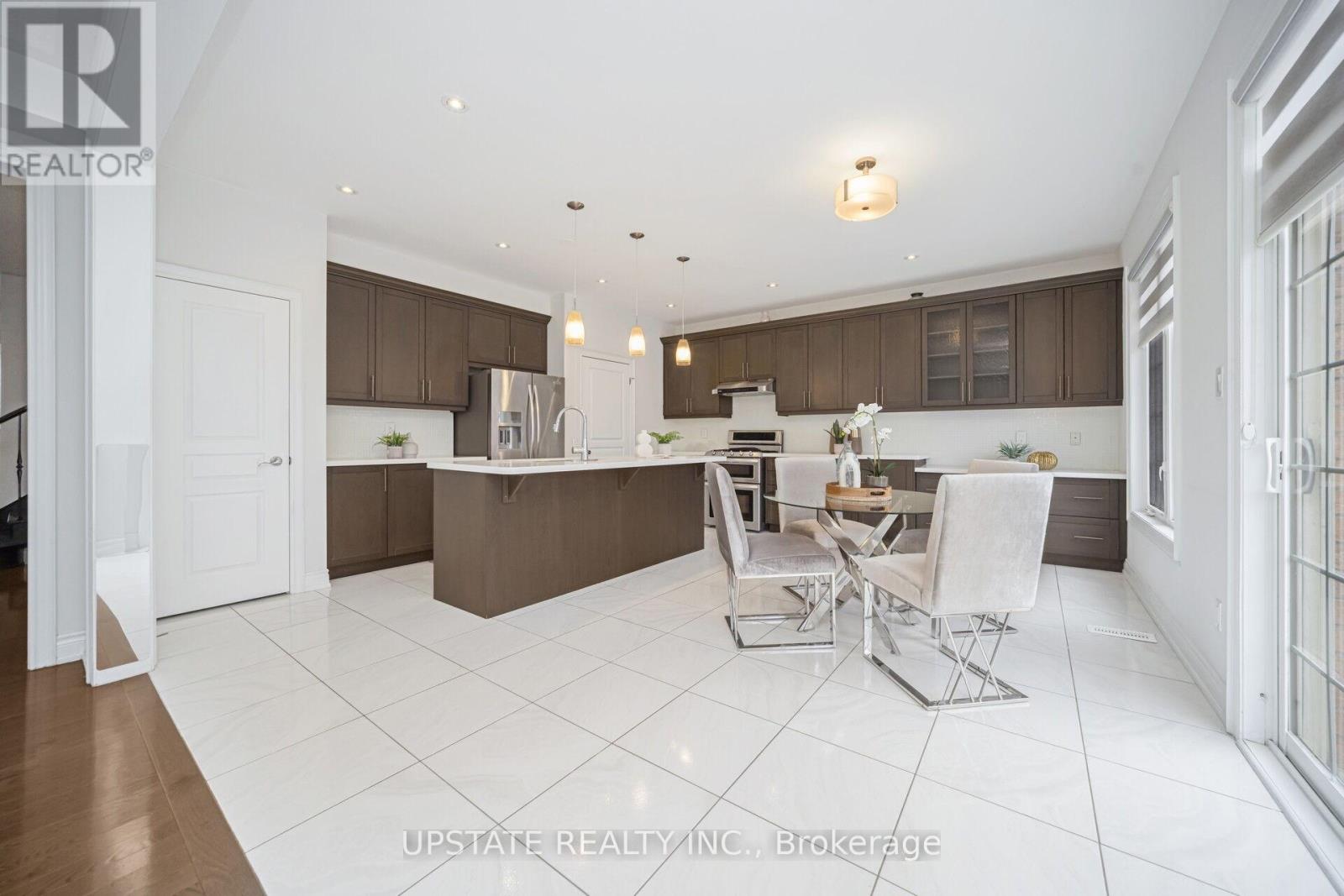 11 Mistyglen Crescent, Brampton, Ontario  L6Y 0X2 - Photo 20 - W13084634