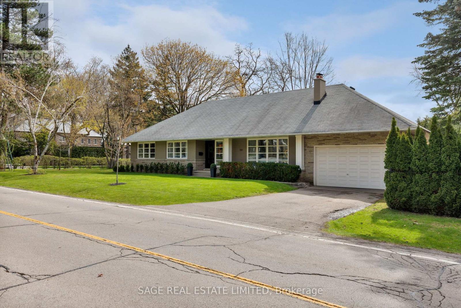 159 Wimbleton Road, Toronto, Ontario  M9A 3S8 - Photo 2 - W13084668