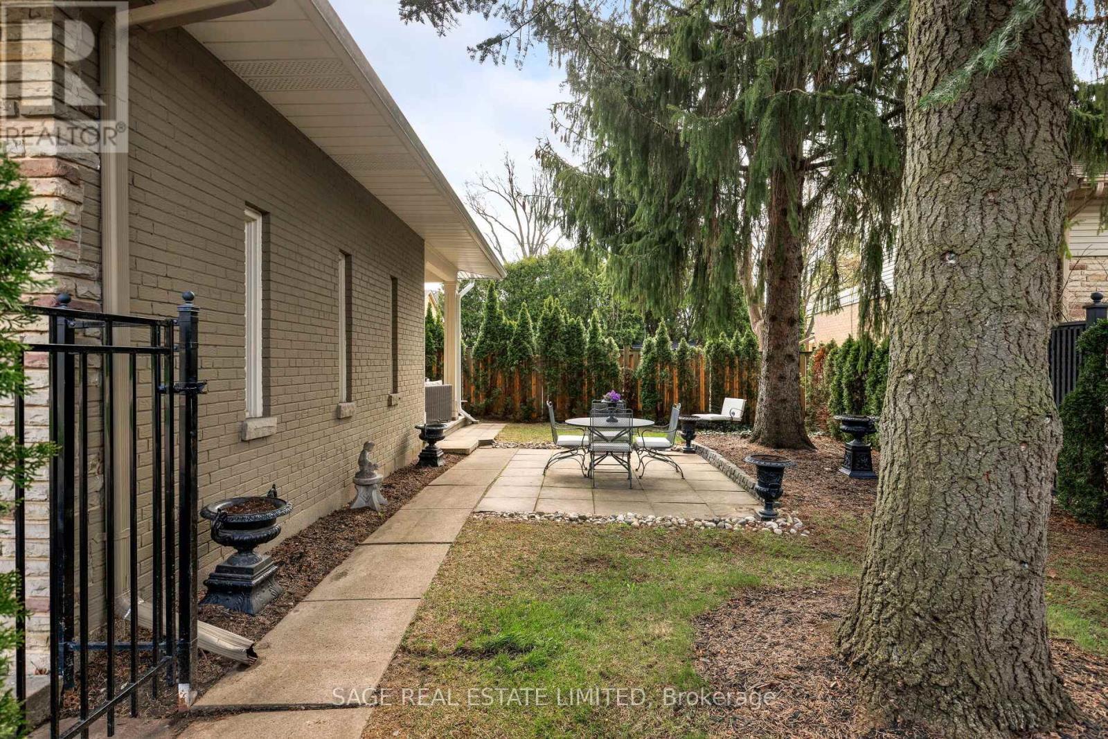 159 Wimbleton Road, Toronto, Ontario  M9A 3S8 - Photo 23 - W13084668