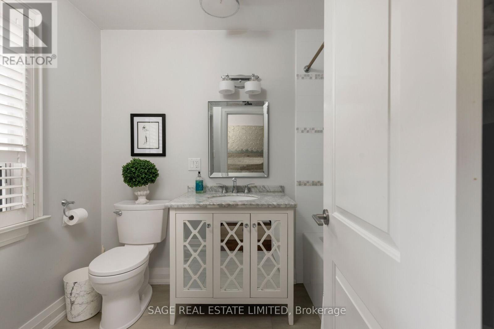 159 Wimbleton Road, Toronto, Ontario  M9A 3S8 - Photo 40 - W13084668