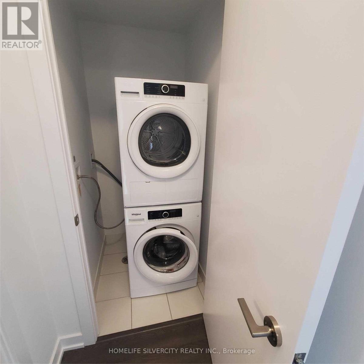 1005 - 251 Manitoba Street, Toronto, Ontario  M9Y 0C7 - Photo 4 - W13084676