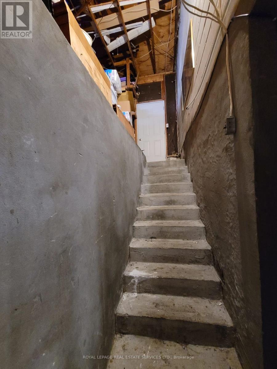 Bsmt - 323 Winfield Terrace, Mississauga, Ontario  L5R 1N6 - Photo 3 - W13084690