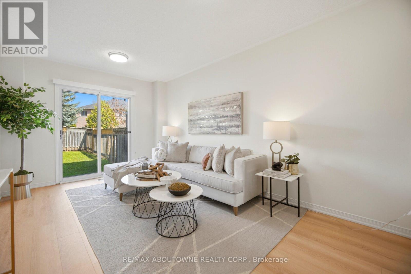 2029 Blue Jay Boulevard, Oakville, Ontario  L6M 3R4 - Photo 19 - W13084694