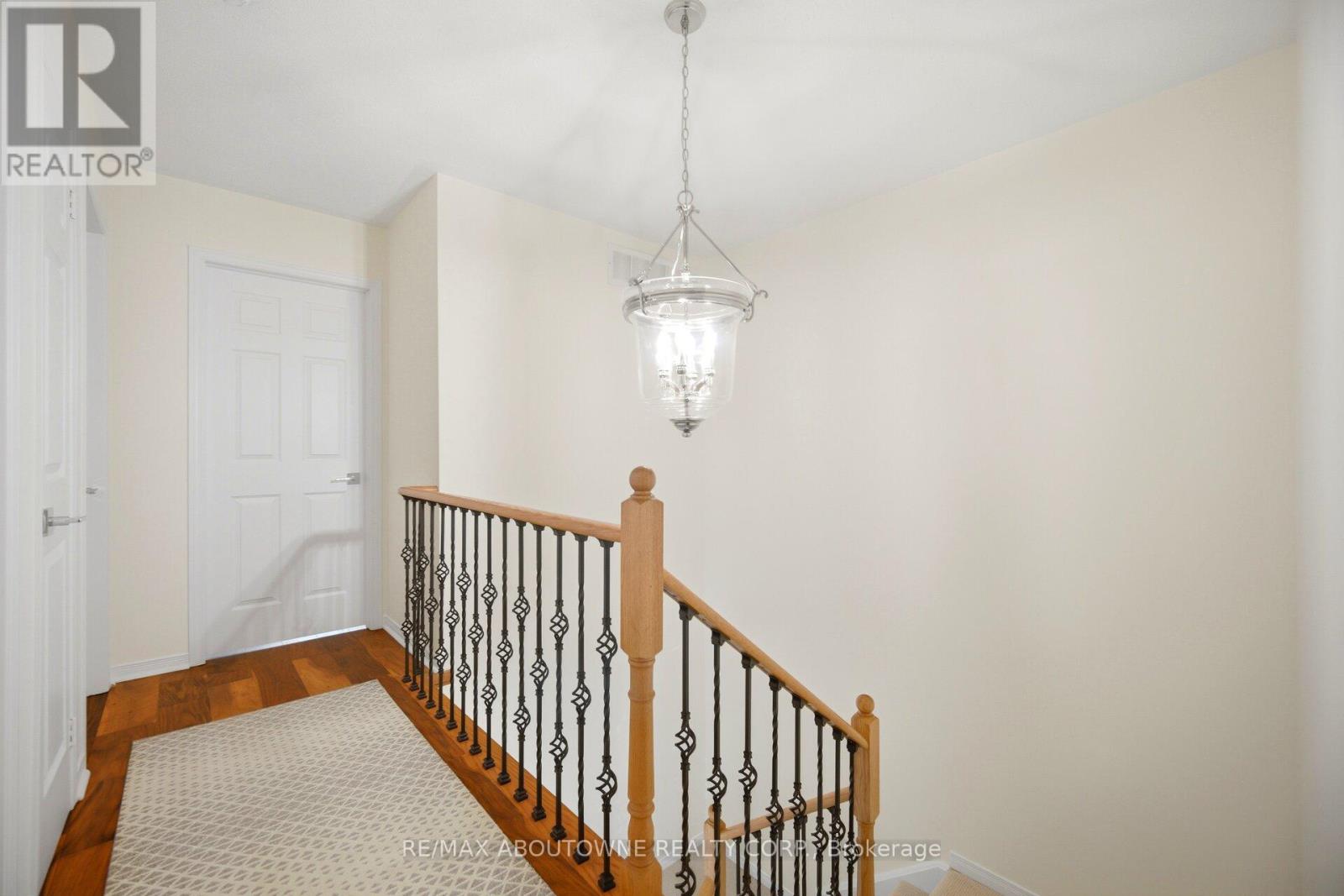 2029 Blue Jay Boulevard, Oakville, Ontario  L6M 3R4 - Photo 24 - W13084694