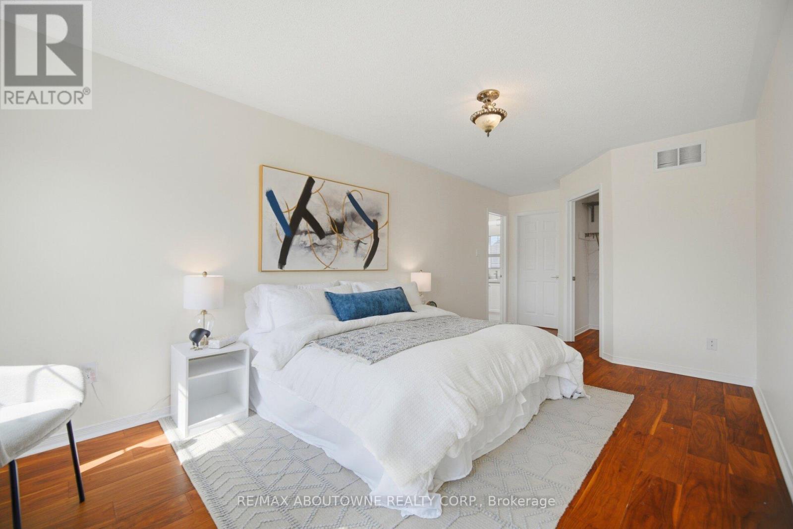 2029 Blue Jay Boulevard, Oakville, Ontario  L6M 3R4 - Photo 28 - W13084694