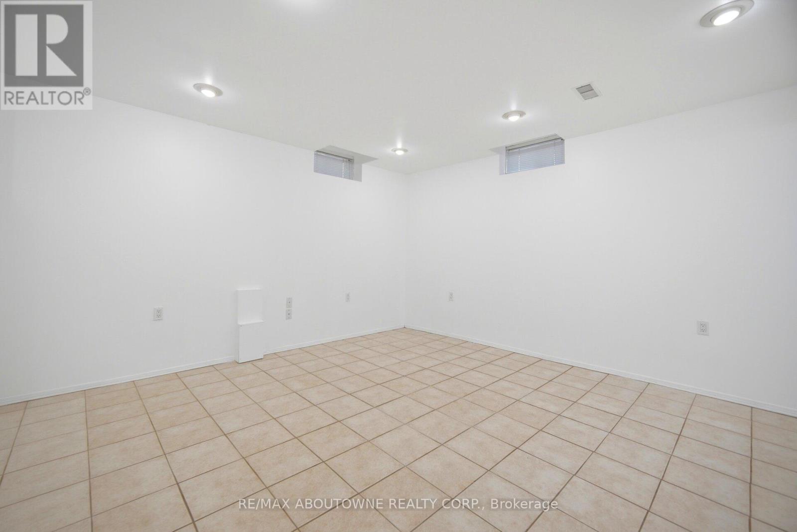 2029 Blue Jay Boulevard, Oakville, Ontario  L6M 3R4 - Photo 42 - W13084694