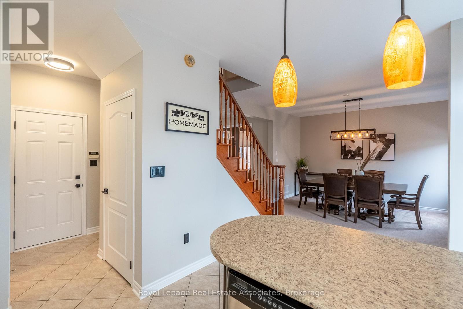 46 Dehaviland Crescent, Brampton, Ontario  L6X 0M9 - Photo 17 - W13084704