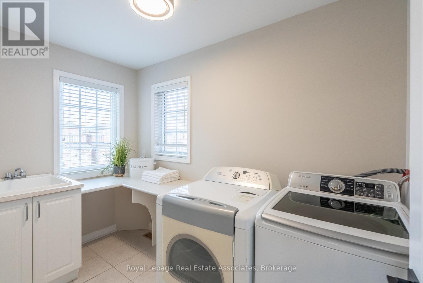 46 Dehaviland Crescent, Brampton, Ontario  L6X 0M9 - Photo 33 - W13084704