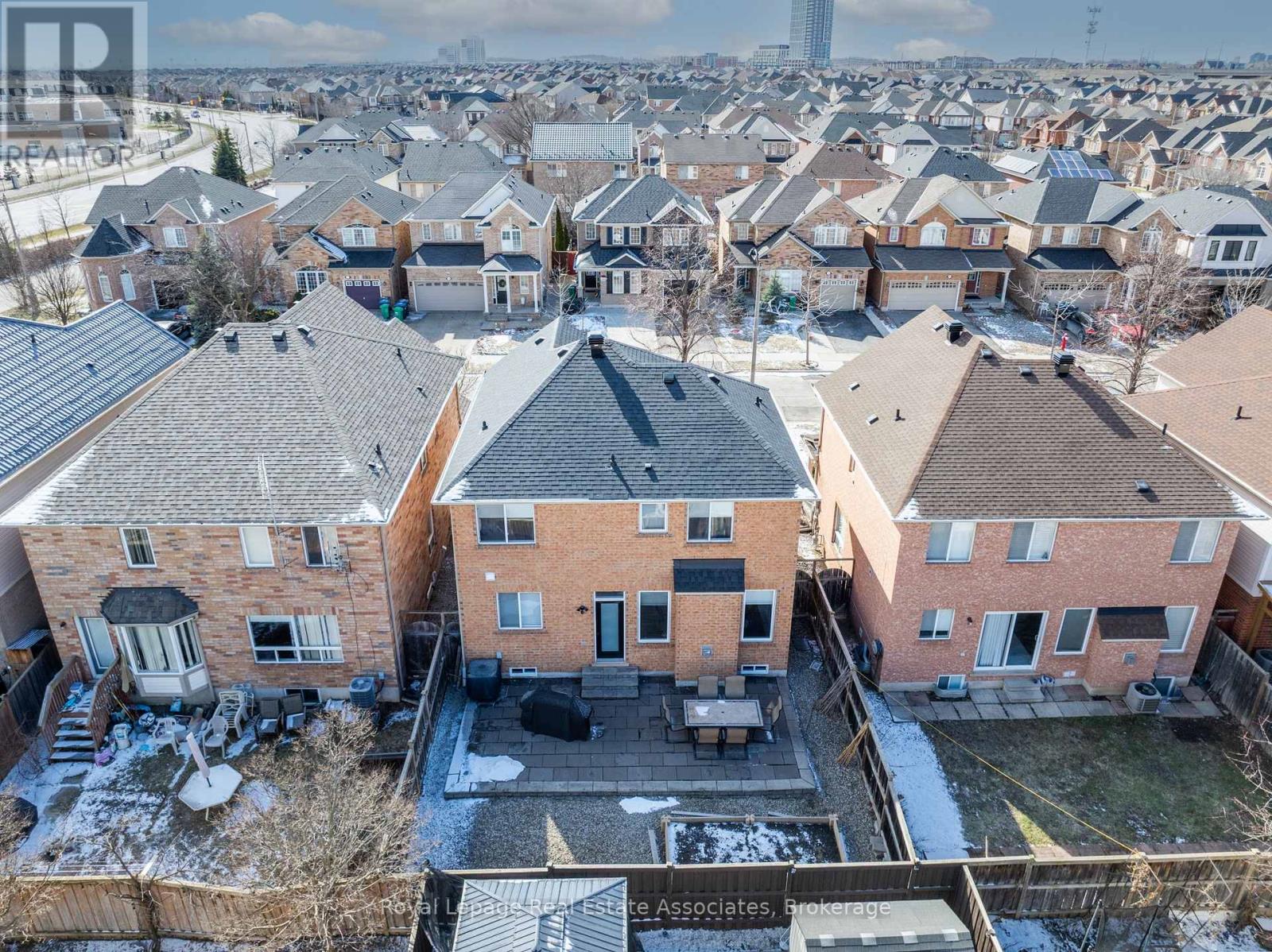46 Dehaviland Crescent, Brampton, Ontario  L6X 0M9 - Photo 38 - W13084704