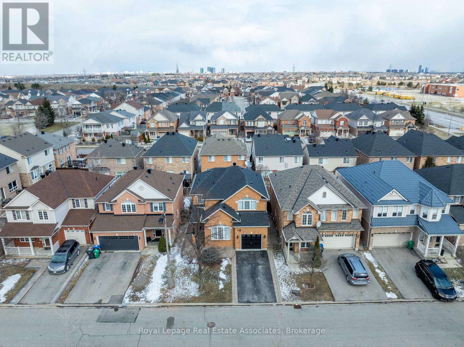 46 Dehaviland Crescent, Brampton, Ontario  L6X 0M9 - Photo 42 - W13084704