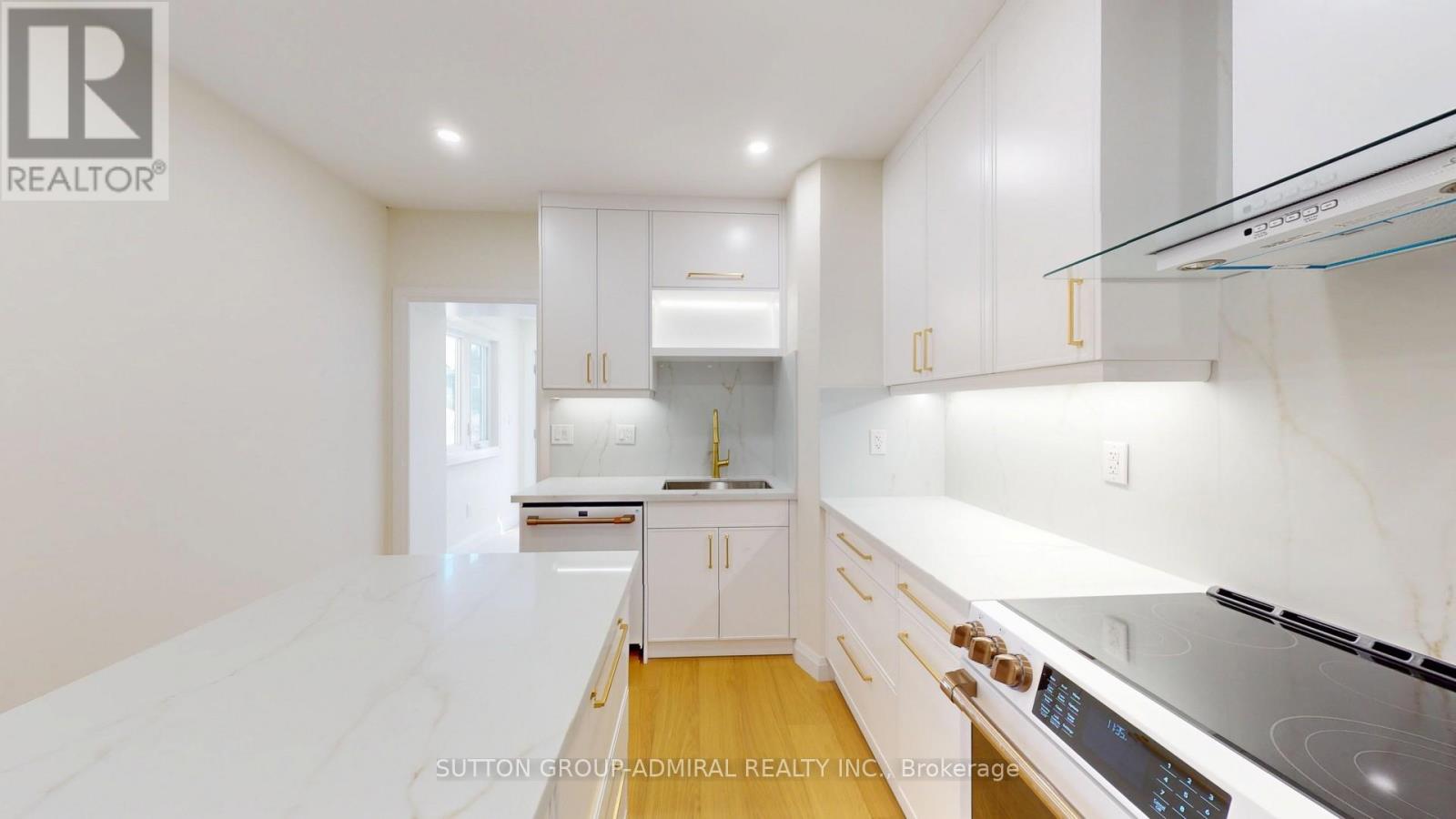 109 Fermanagh Avenue, Toronto, Ontario  M6R 1M1 - Photo 17 - W13084706