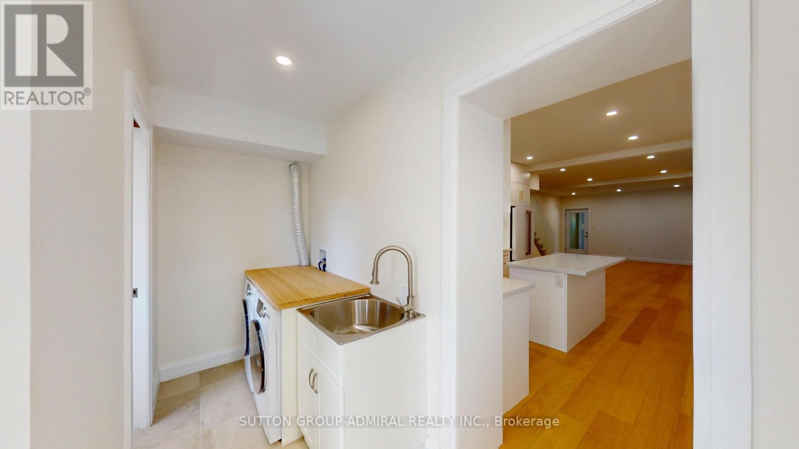 109 Fermanagh Avenue, Toronto, Ontario  M6R 1M1 - Photo 19 - W13084706