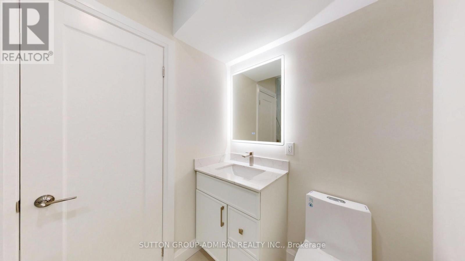 109 Fermanagh Avenue, Toronto, Ontario  M6R 1M1 - Photo 28 - W13084706