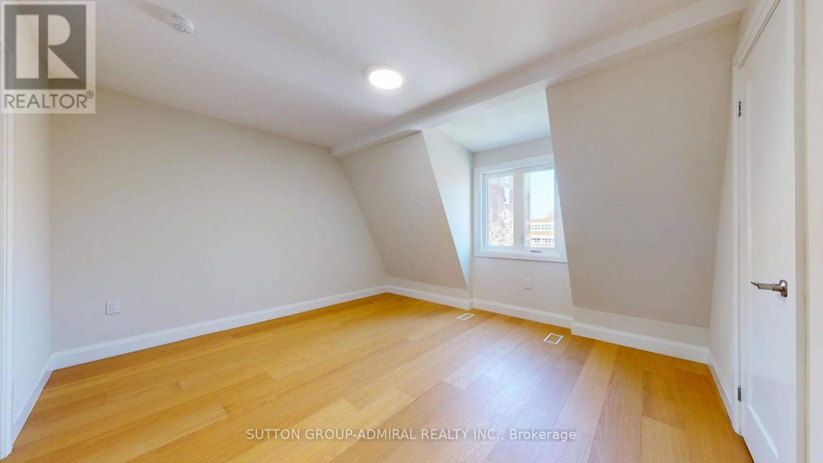 109 Fermanagh Avenue, Toronto, Ontario  M6R 1M1 - Photo 32 - W13084706