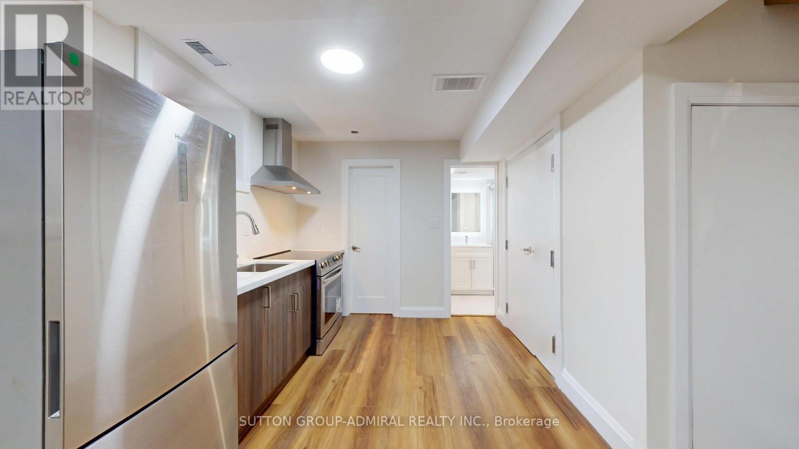 109 Fermanagh Avenue, Toronto, Ontario  M6R 1M1 - Photo 40 - W13084706
