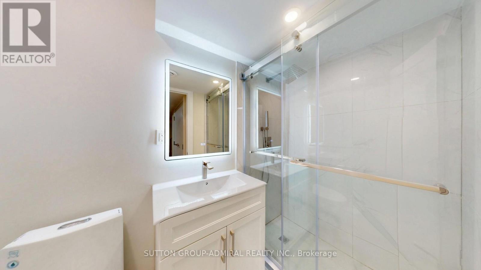 109 Fermanagh Avenue, Toronto, Ontario  M6R 1M1 - Photo 44 - W13084706