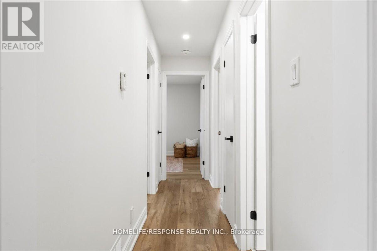 291 Thrace Avenue, Mississauga, Ontario  L5B 2B2 - Photo 18 - W13084718