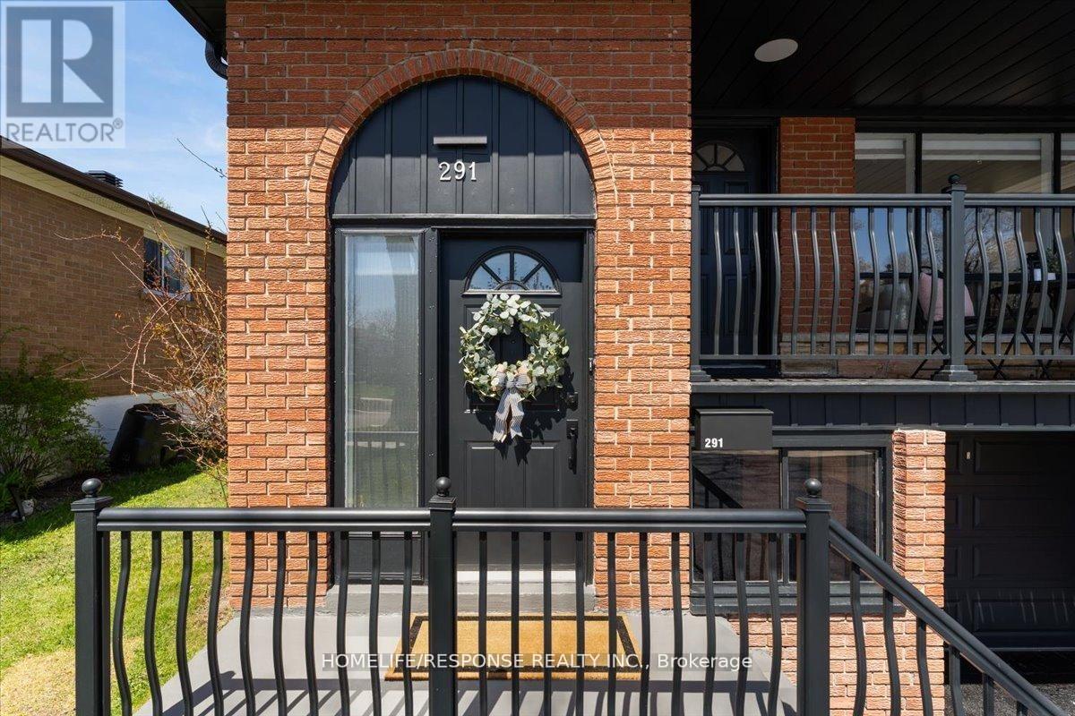 291 Thrace Avenue, Mississauga, Ontario  L5B 2B2 - Photo 2 - W13084718