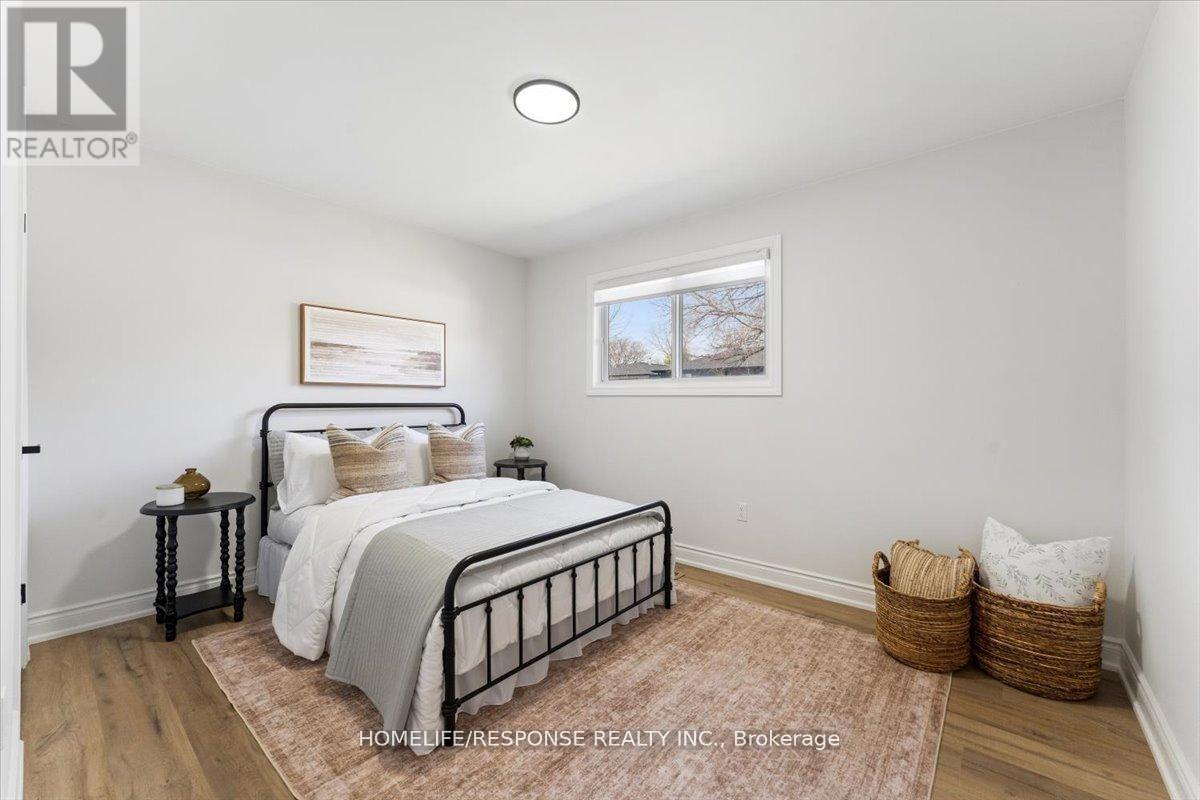 291 Thrace Avenue, Mississauga, Ontario  L5B 2B2 - Photo 22 - W13084718