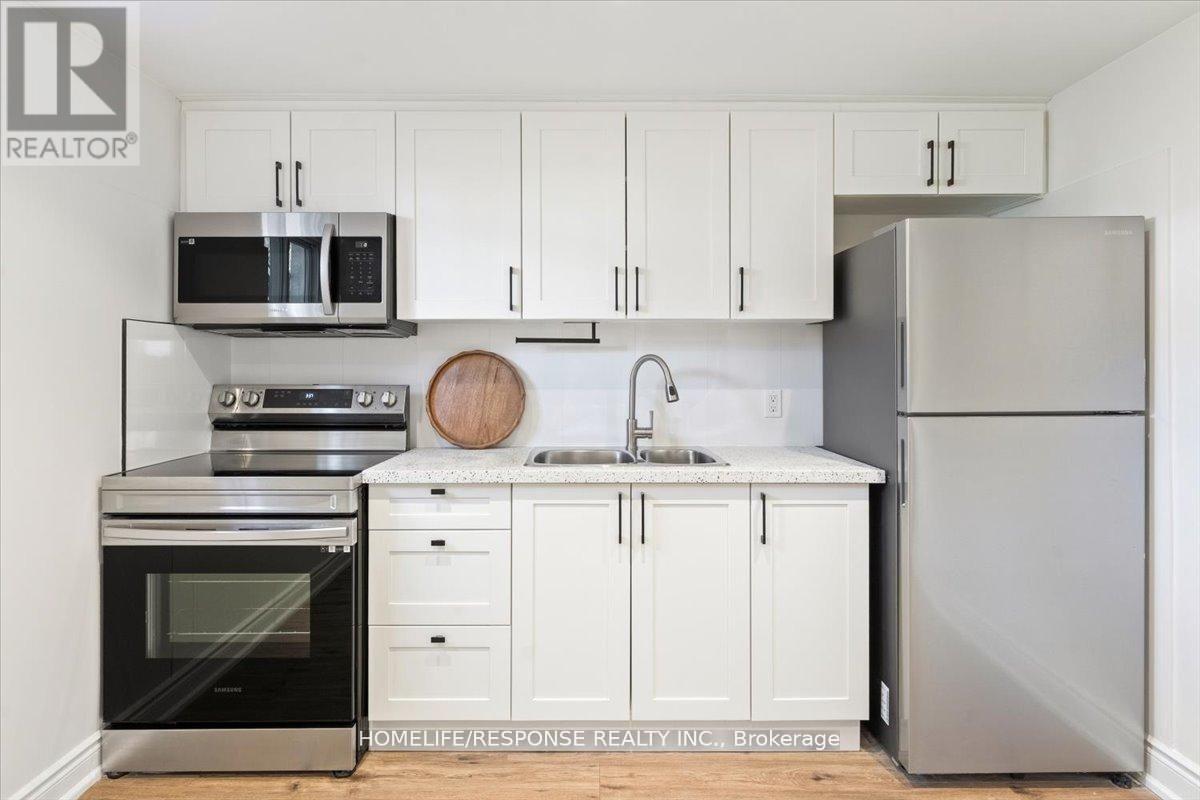 291 Thrace Avenue, Mississauga, Ontario  L5B 2B2 - Photo 29 - W13084718