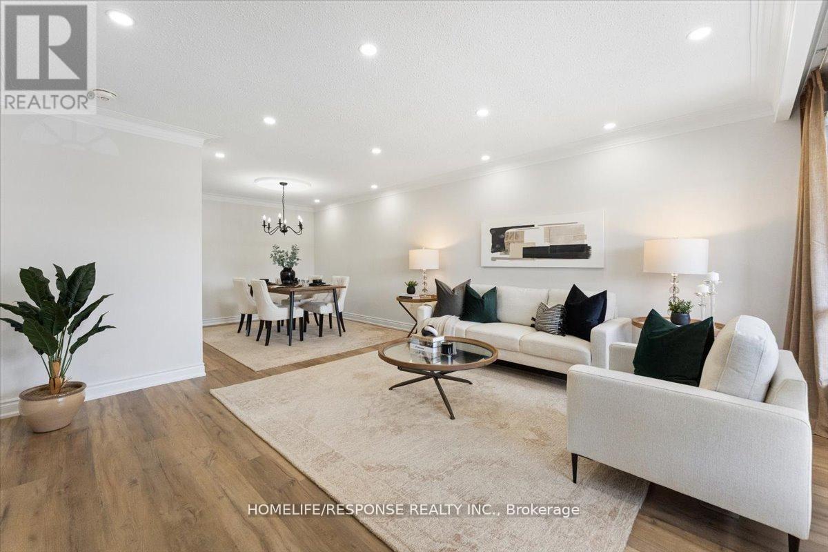 291 Thrace Avenue, Mississauga, Ontario  L5B 2B2 - Photo 7 - W13084718