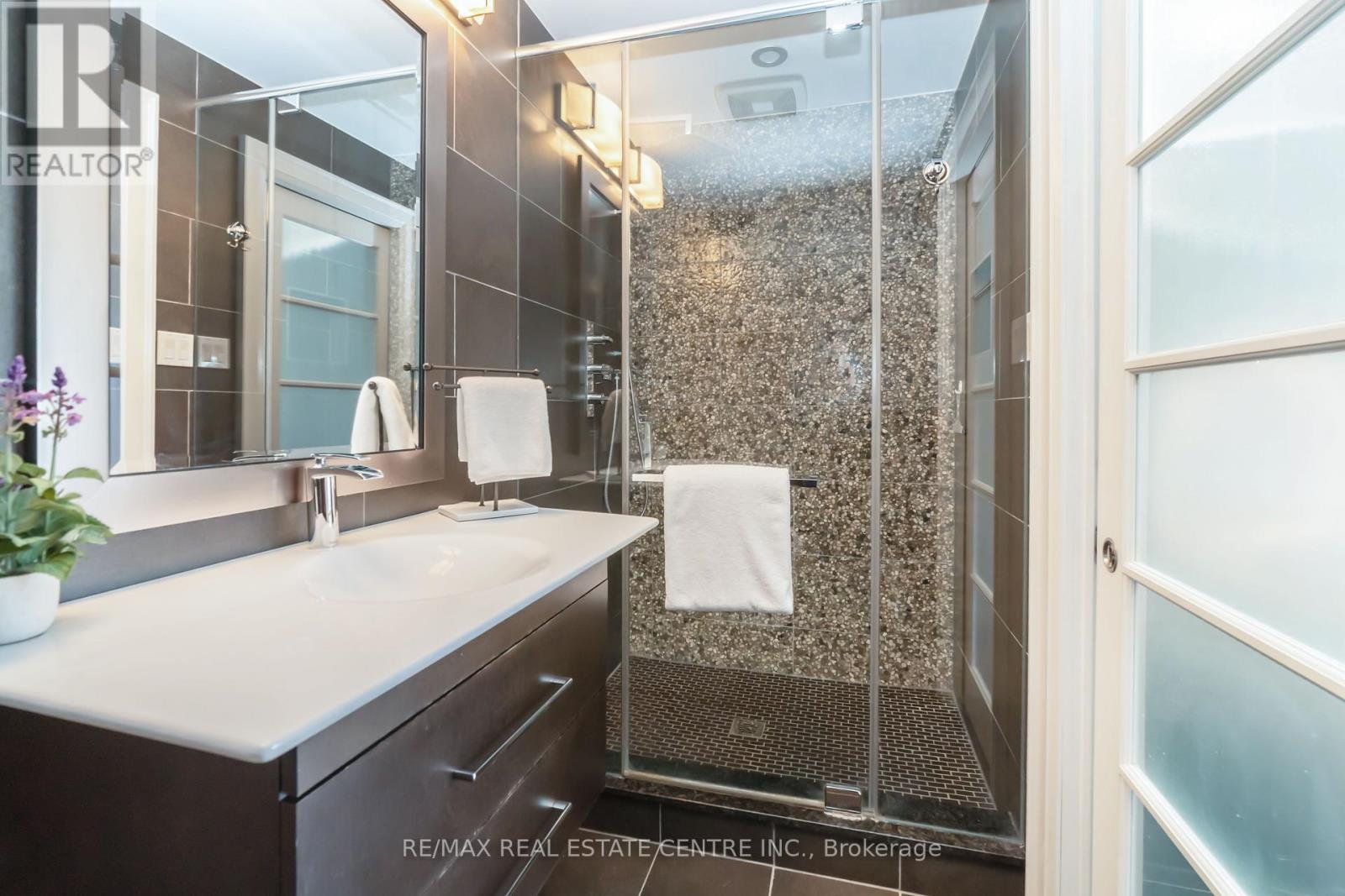 13701 Fourth Line Nassagaweya, Milton, Ontario  N0B 2K0 - Photo 37 - W13084774