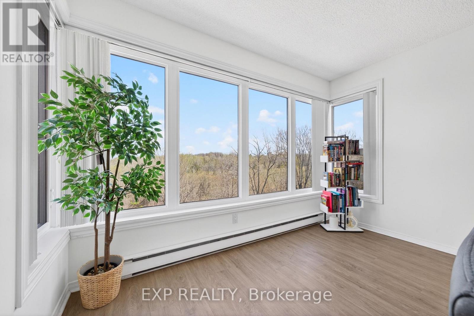 605 - 225 Alvin Road, Ottawa, Ontario  K1K 4H6 - Photo 12 - X13084820