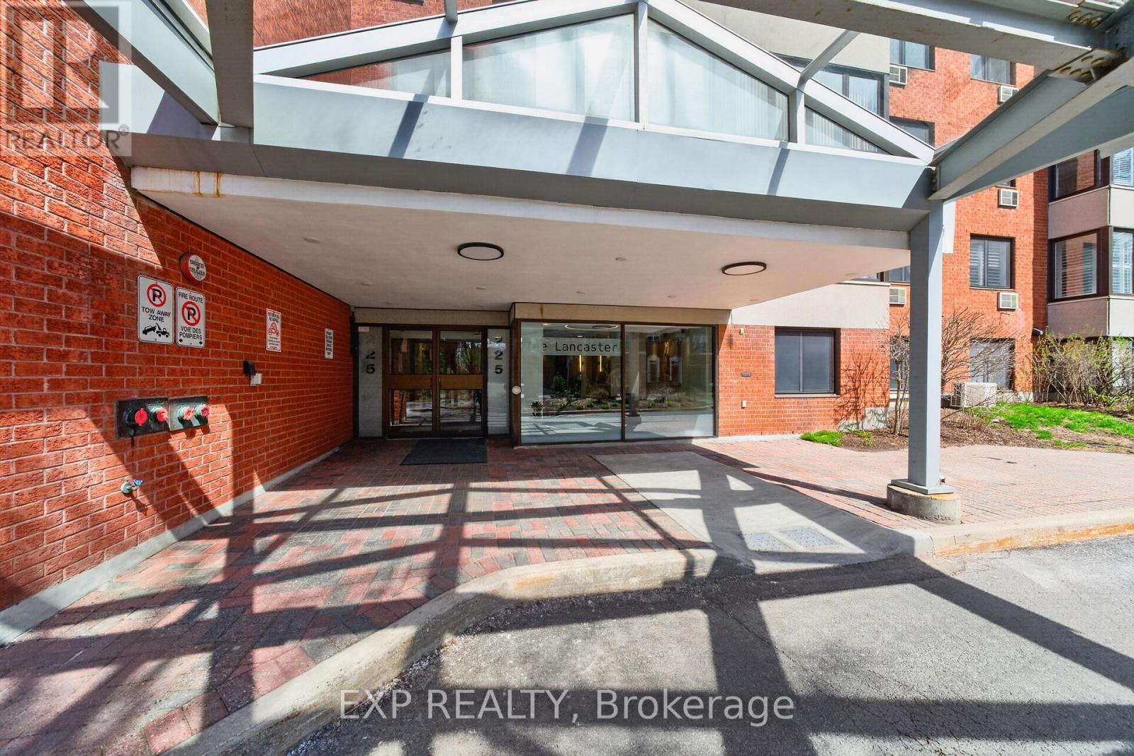 605 - 225 Alvin Road, Ottawa, Ontario  K1K 4H6 - Photo 2 - X13084820