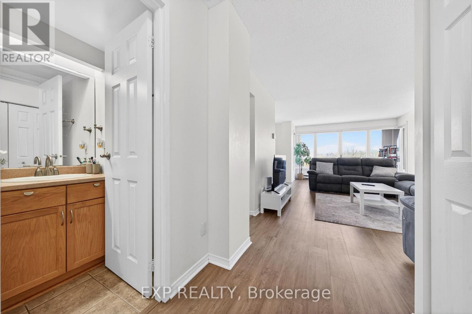 605 - 225 Alvin Road, Ottawa, Ontario  K1K 4H6 - Photo 6 - X13084820