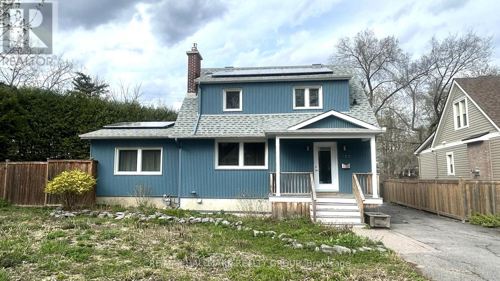 229 GREENSWAY AVENUE, Ottawa, Ontario