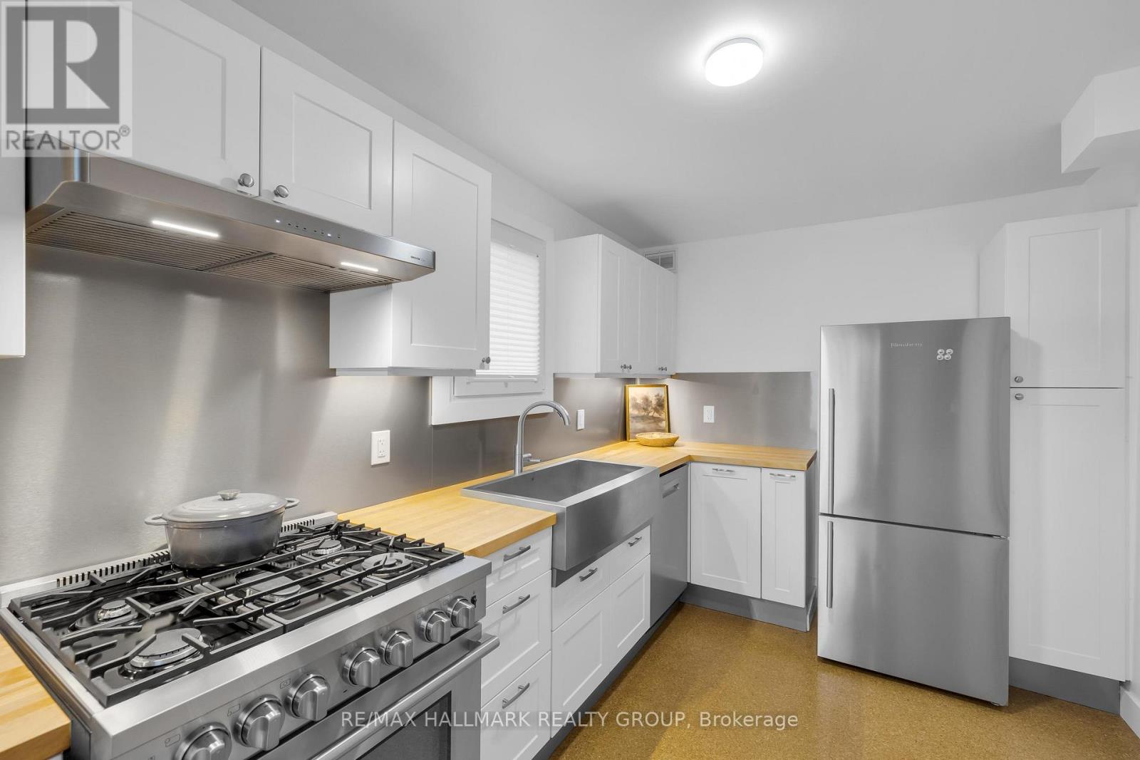 229 Greensway Avenue, Ottawa, Ontario  K1L 7V3 - Photo 10 - X13085066
