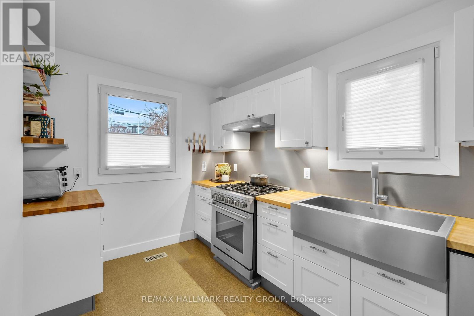 229 Greensway Avenue, Ottawa, Ontario  K1L 7V3 - Photo 11 - X13085066
