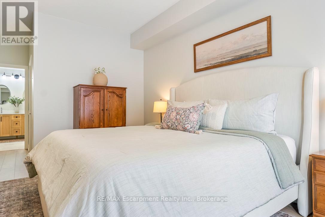 301 - 50 Old Mill Road, Oakville, Ontario  L6J 7W1 - Photo 14 - W13084884