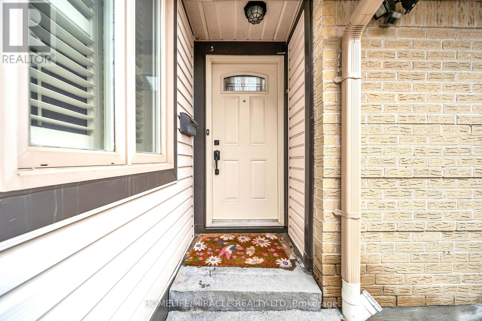 94 - 2275 Credit Valley Road, Mississauga, Ontario  L5N 4N5 - Photo 8 - W13046812