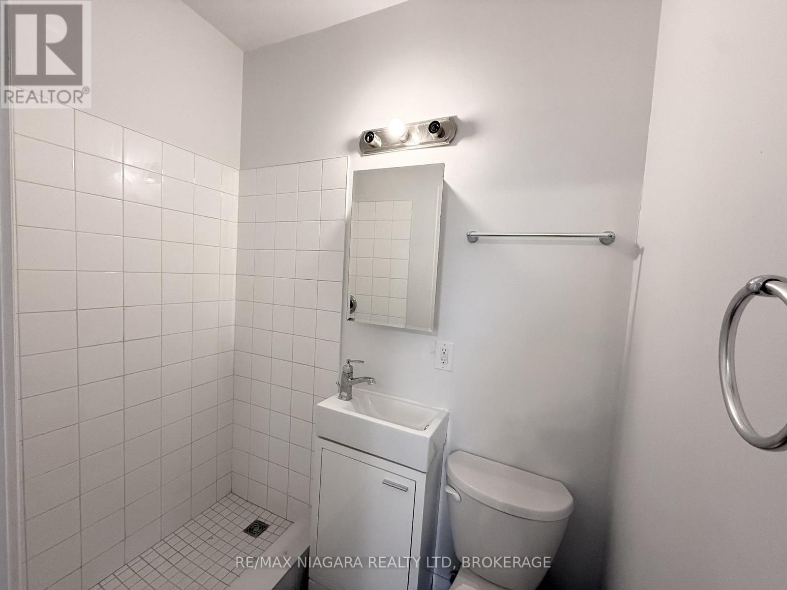 Unit 4 - 4711 River Road, Niagara Falls, Ontario  L2E 3G2 - Photo 13 - X13084910