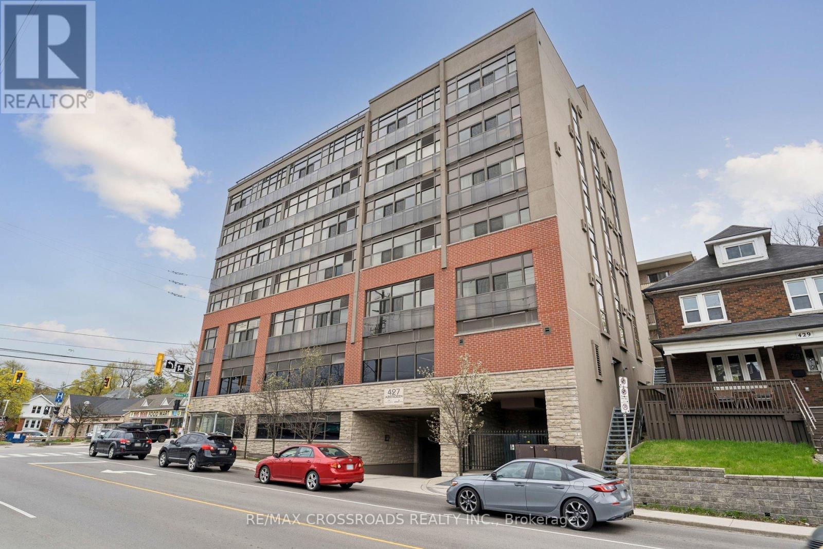 201 - 427 Aberdeen Avenue, Hamilton, Ontario  L8P 2S4 - Photo 2 - X13081916