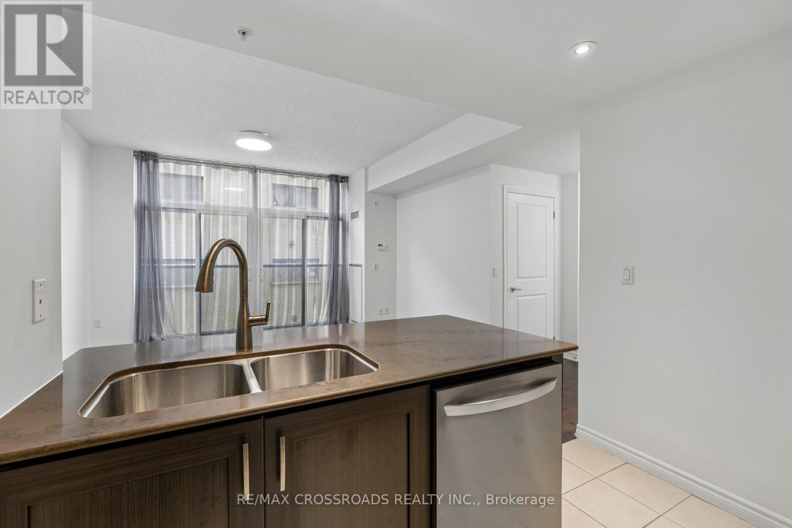 201 - 427 Aberdeen Avenue, Hamilton, Ontario  L8P 2S4 - Photo 5 - X13081916