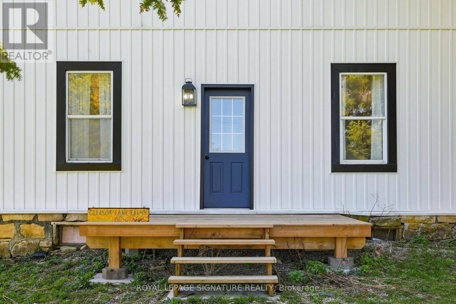 482470 Colpoys Range Road, Georgian Bluffs, Ontario  N0H 2T0 - Photo 12 - X13084636